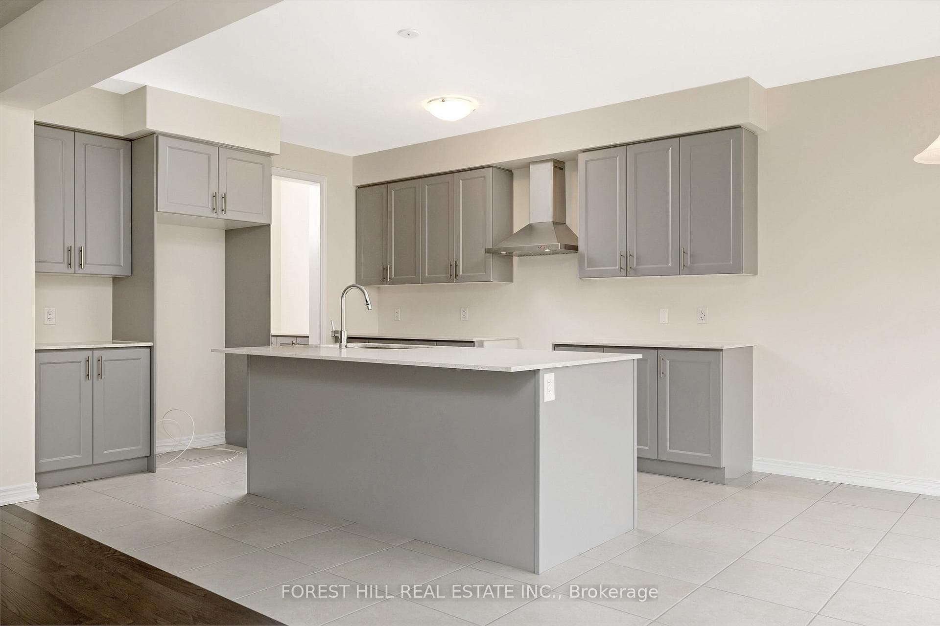 62 Georgina Street photo 13