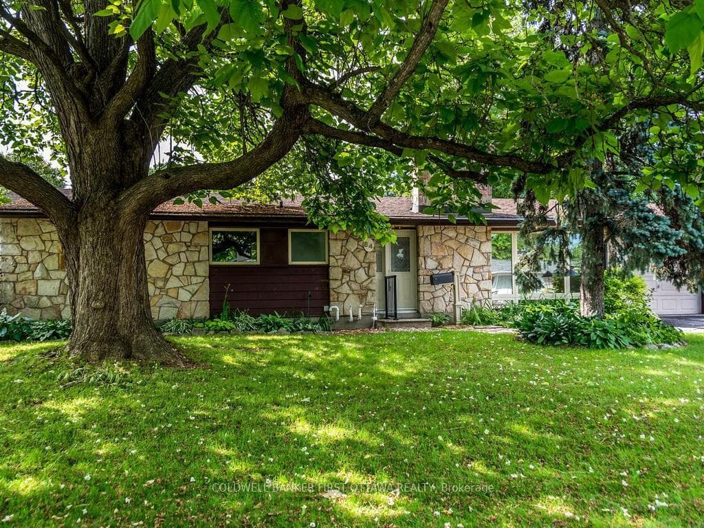 84 Cleadon Drive photo 3