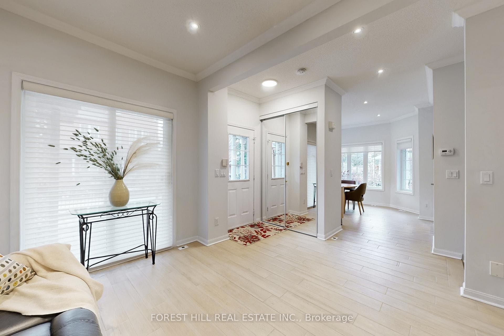 23 St.Moritz Way Unit 01 photo 7