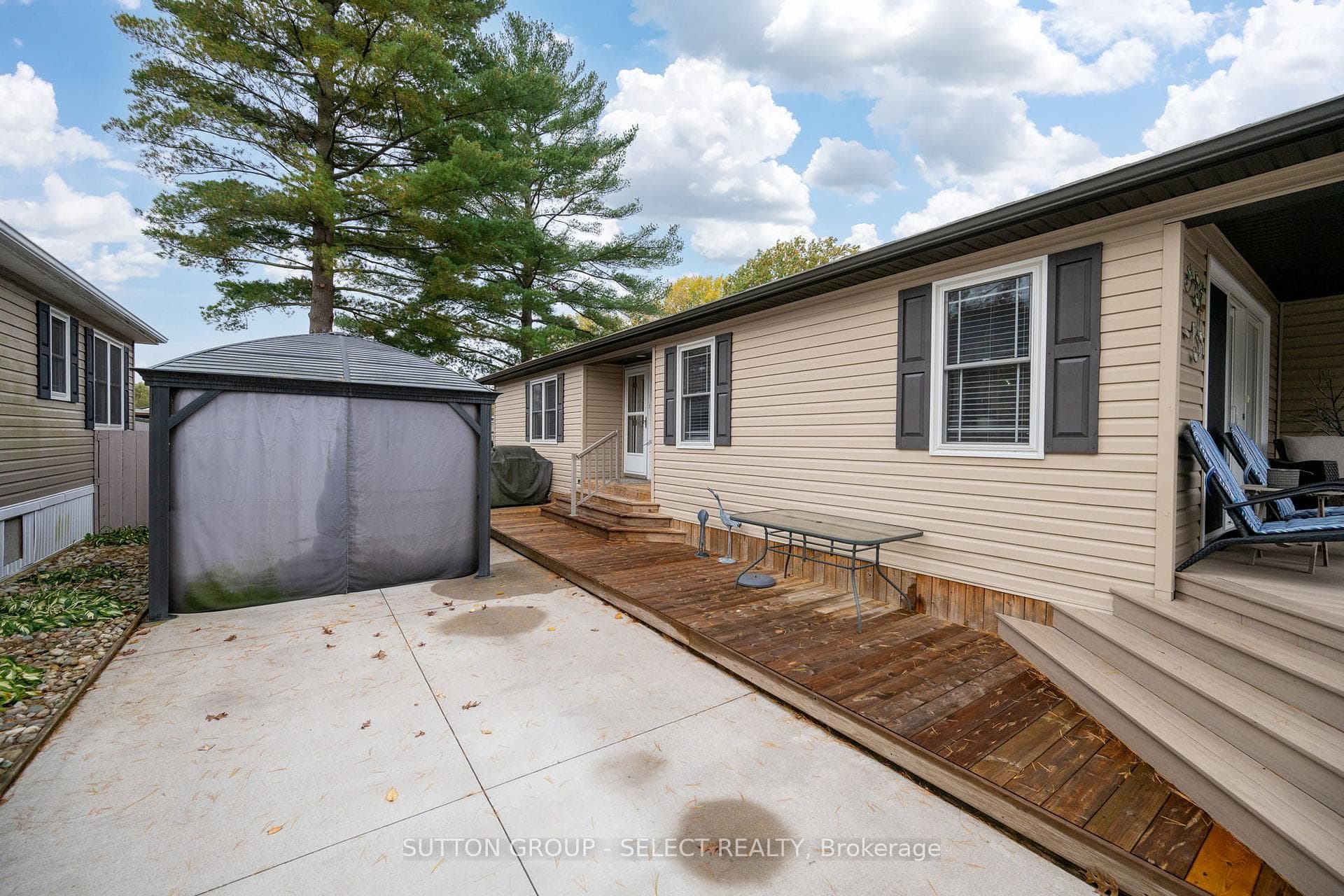 22790 Amiens Road Unit 131 photo 3