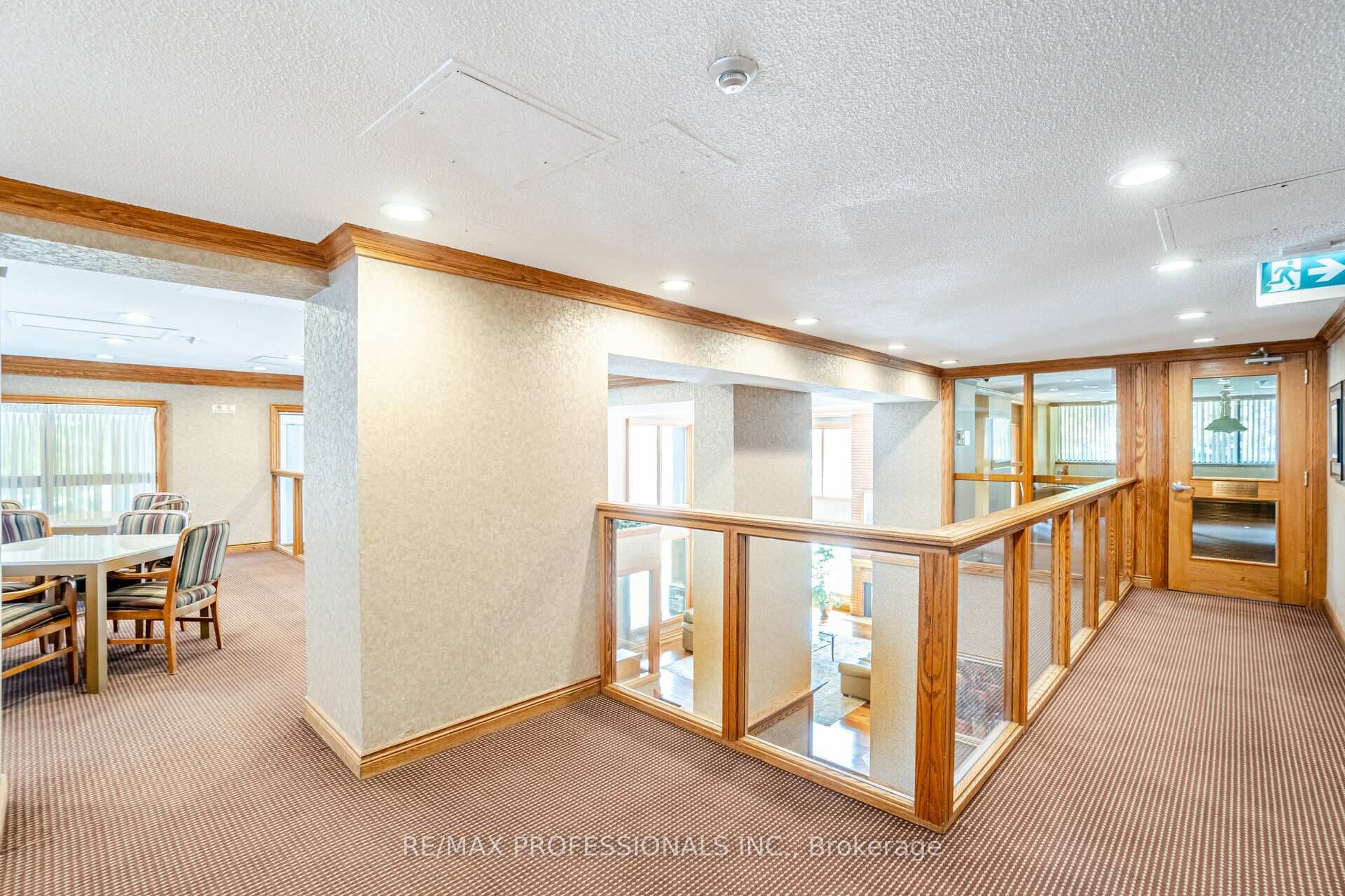 40 Richview Road Unit 410 photo 27