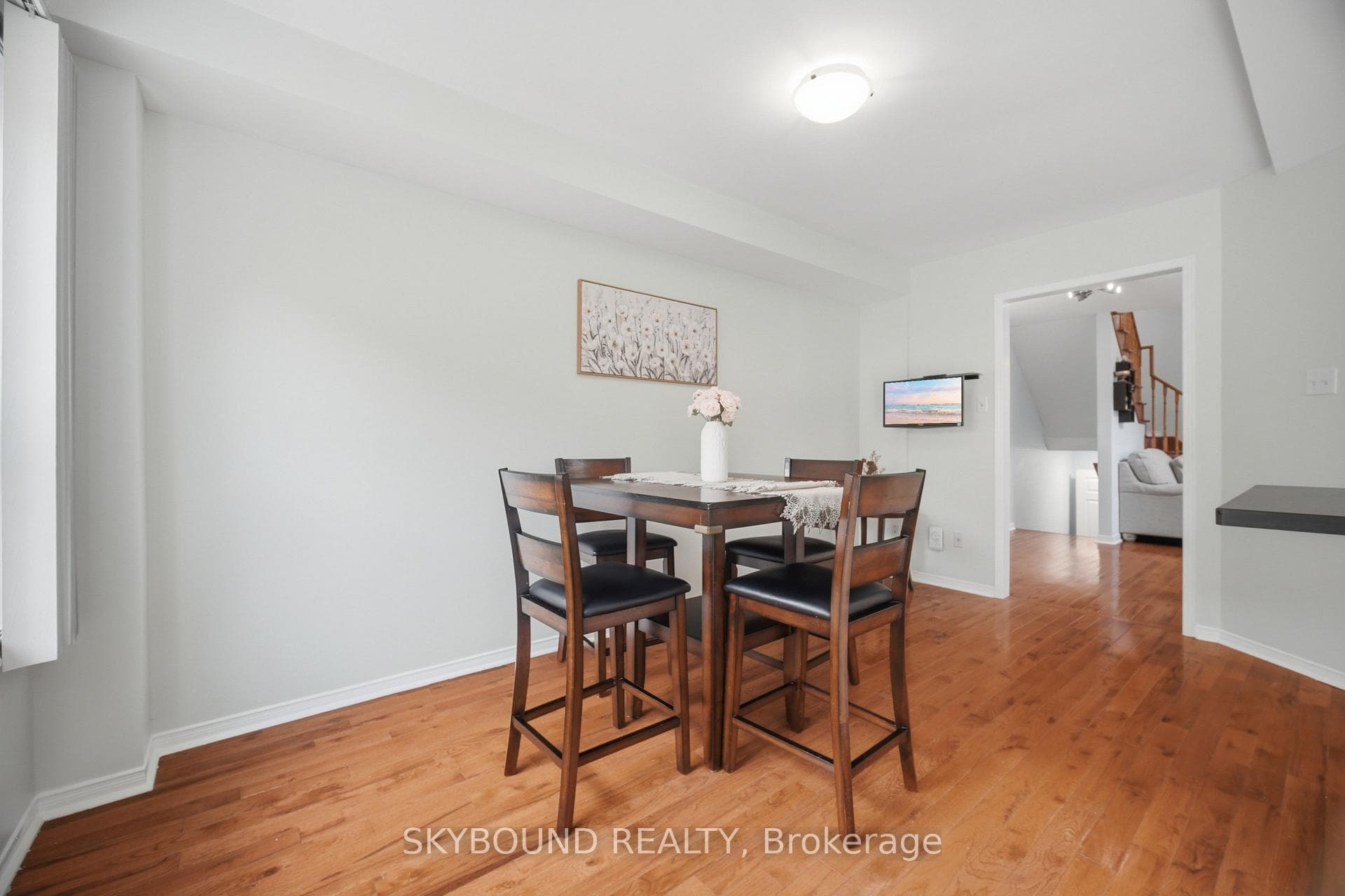 3906 Zenith Court photo 8