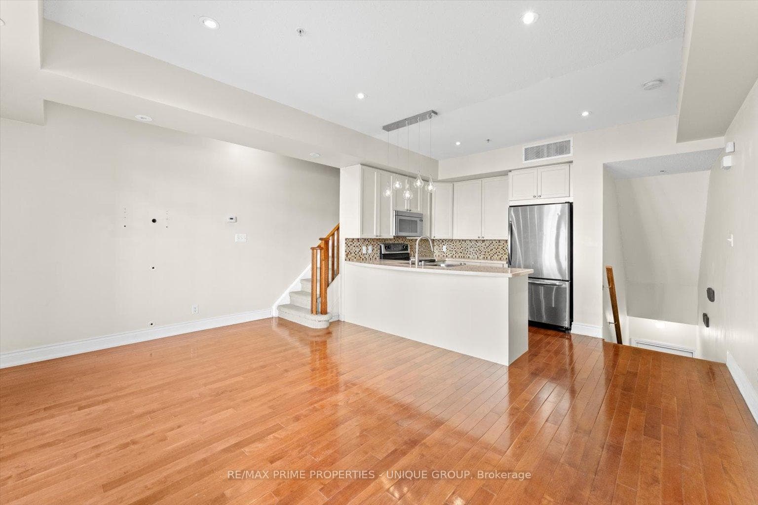 78 Carr Street Unit 33 photo 7