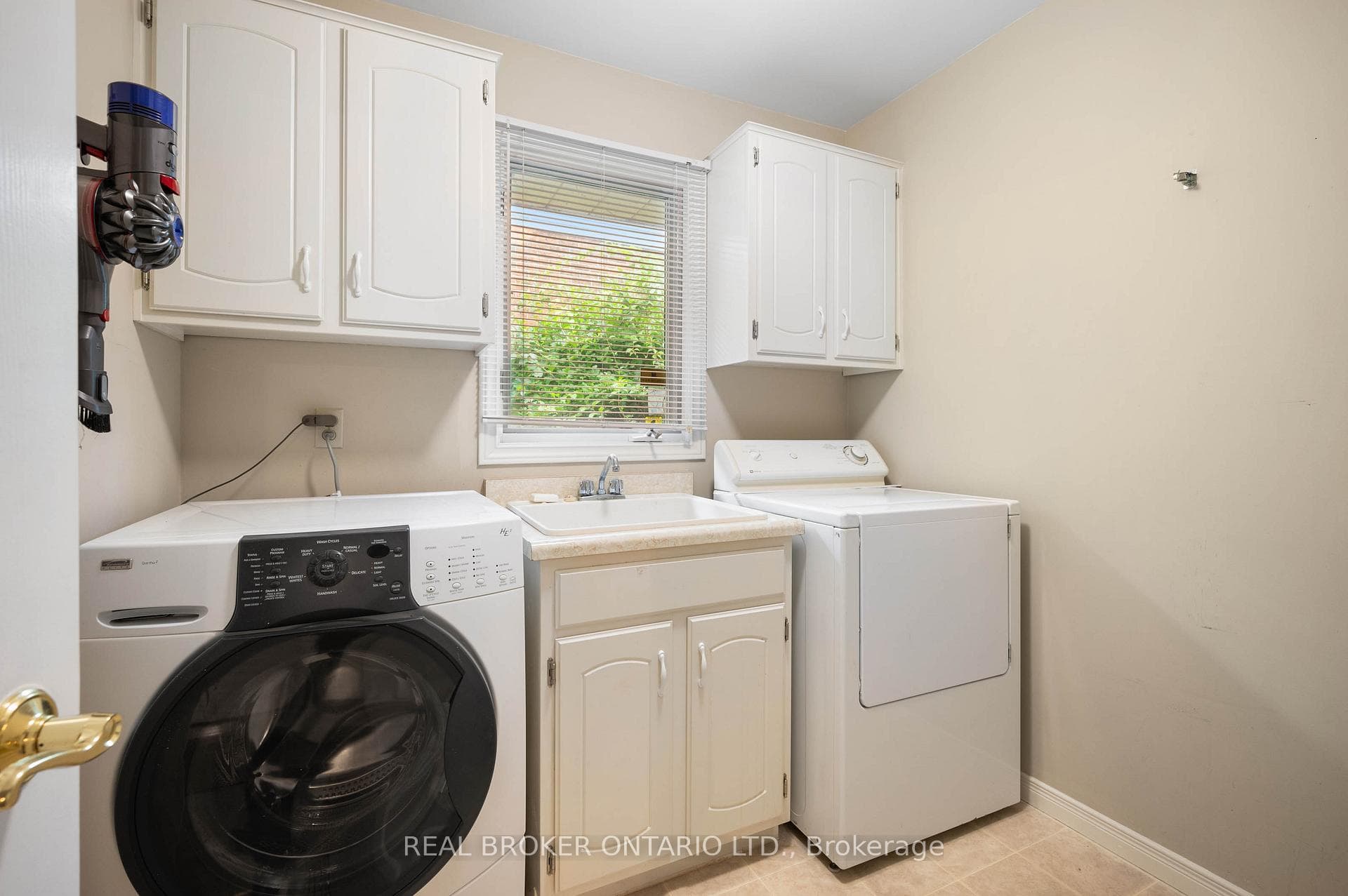 448 Winchester Drive photo 18