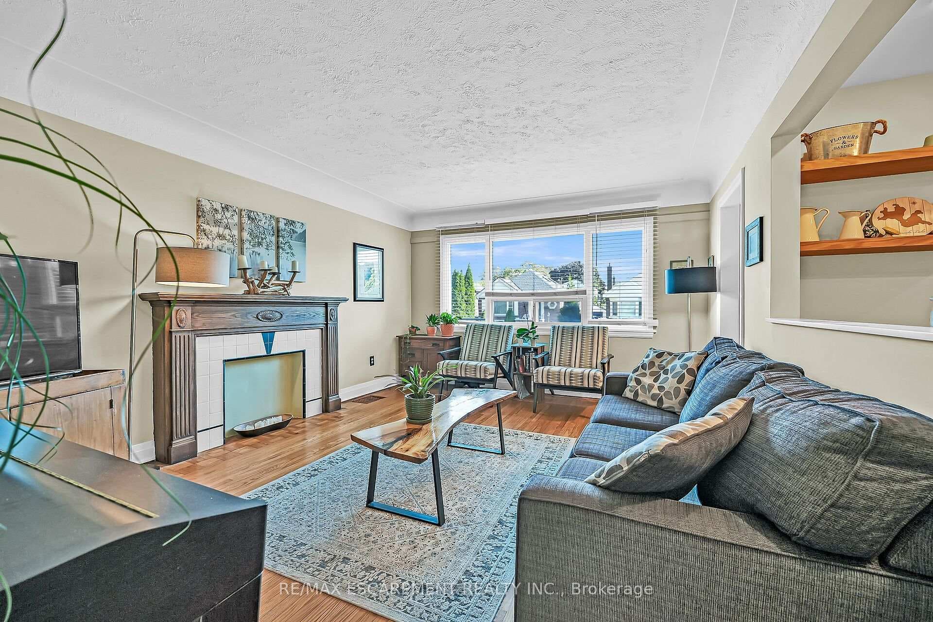 130 Garside Avenue photo 6