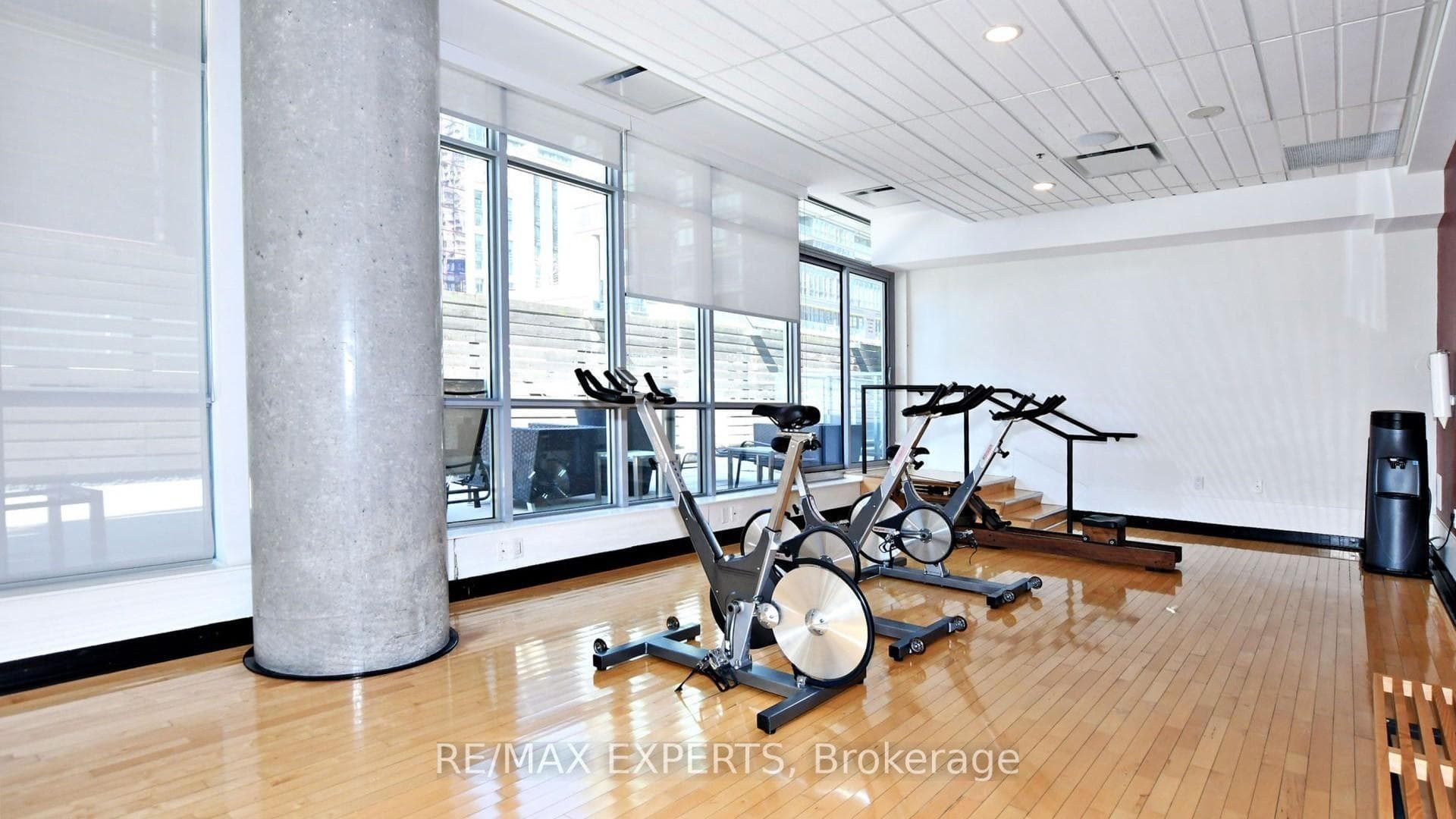 375 King Street Unit 407 photo 35
