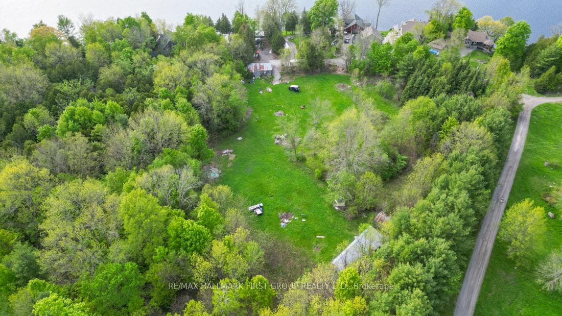 260 Freeborn Lane photo 14