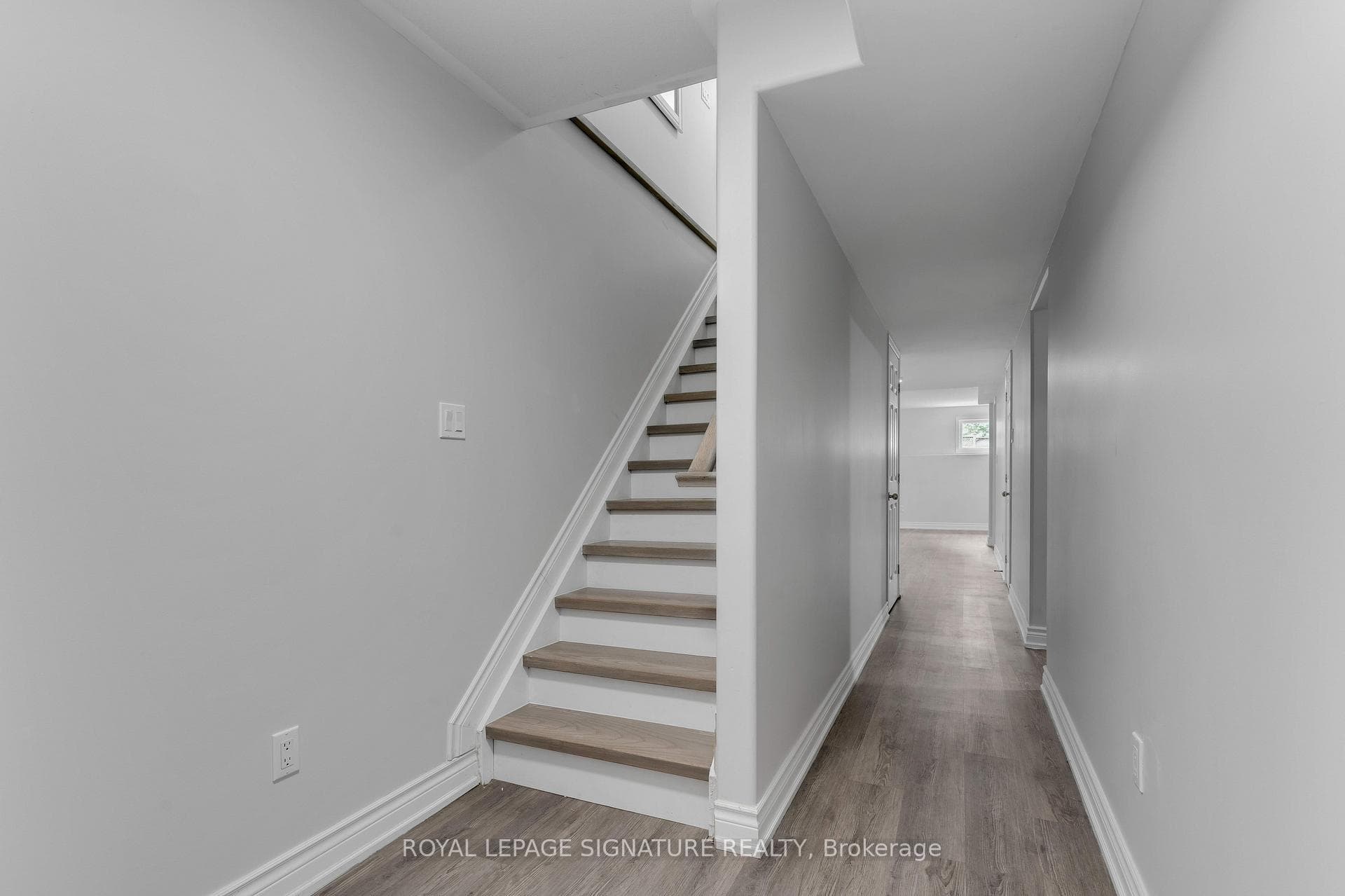 1921 Spindlewood Street photo 20
