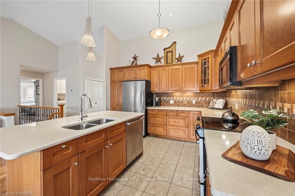 390 MORNINGSIDE Drive photo 10