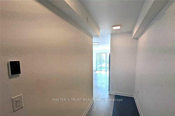 50 Mccaul Street Unit 714 photo 5
