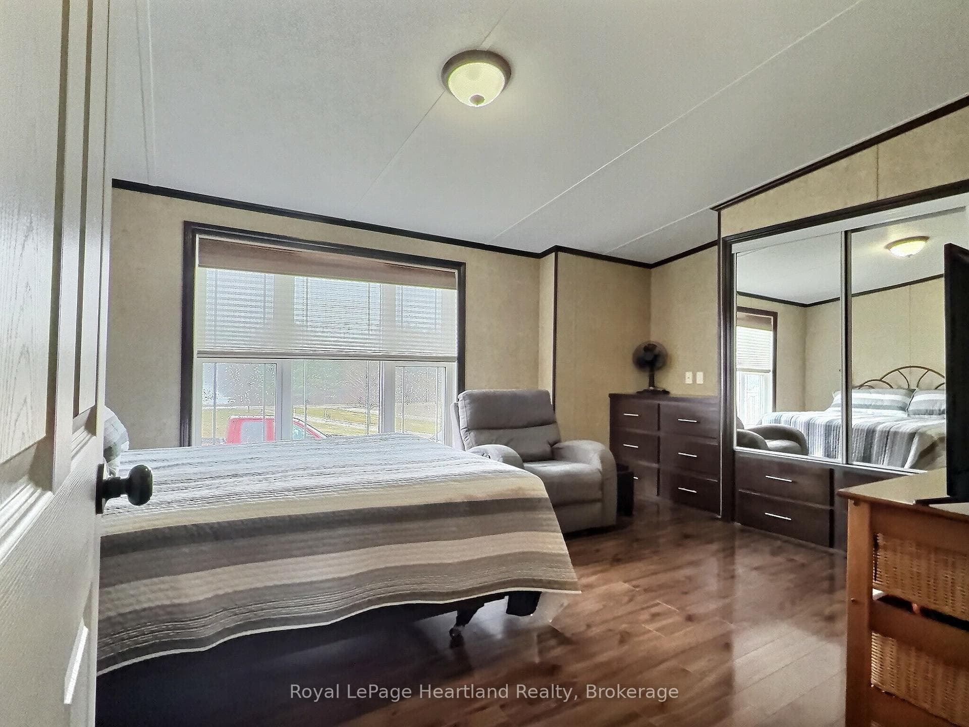 72167 Babylon Line photo 16