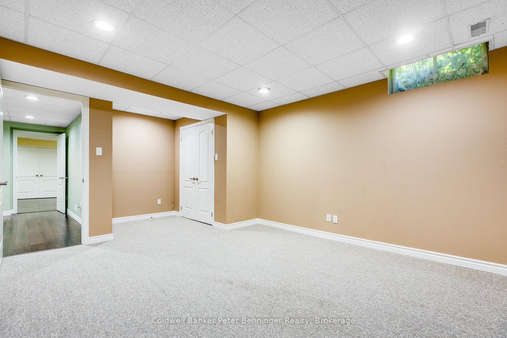 152 Treegrove Circle photo 36