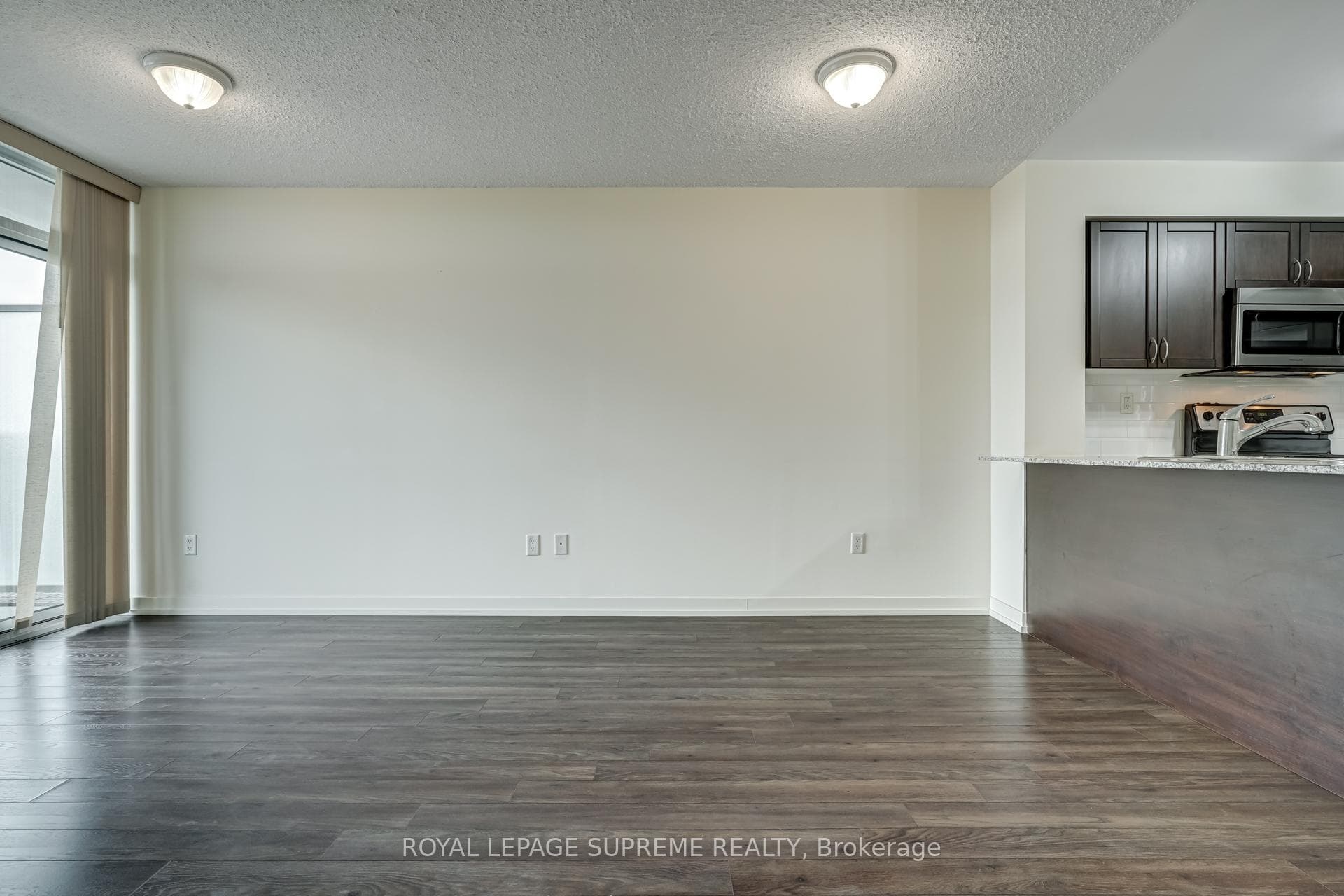 816 Lansdowne Avenue Unit 718 photo 15