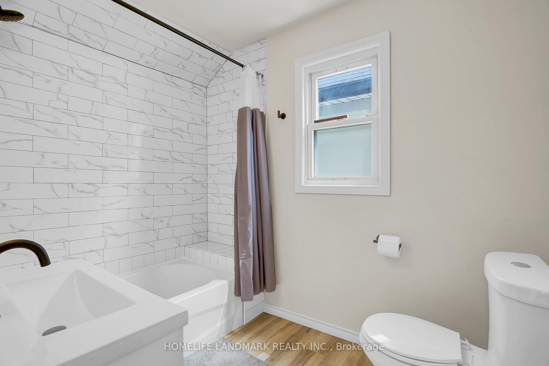 1015 Windsor Avenue photo 20