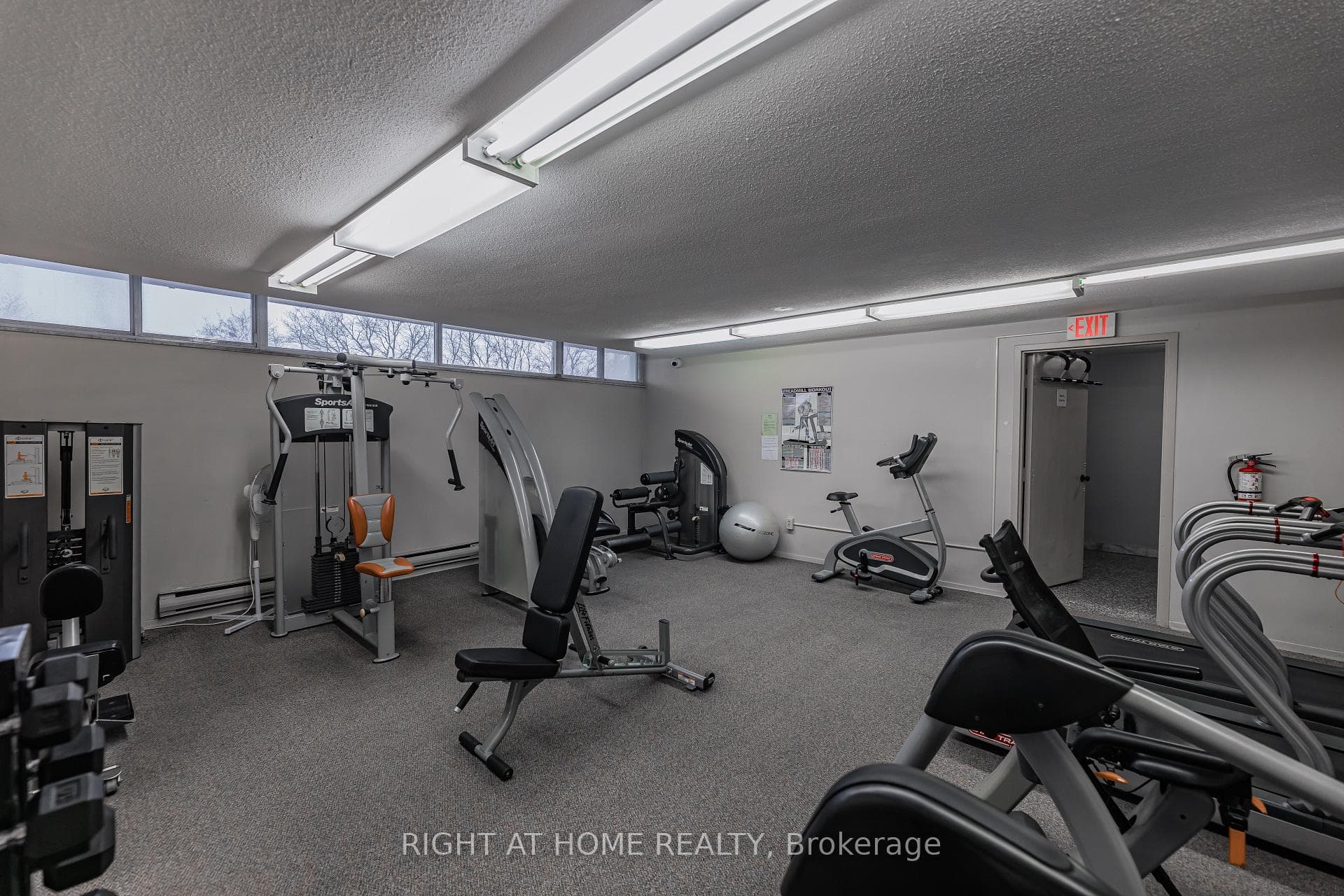 2550 Pharmacy Avenue Unit 1214 photo 24
