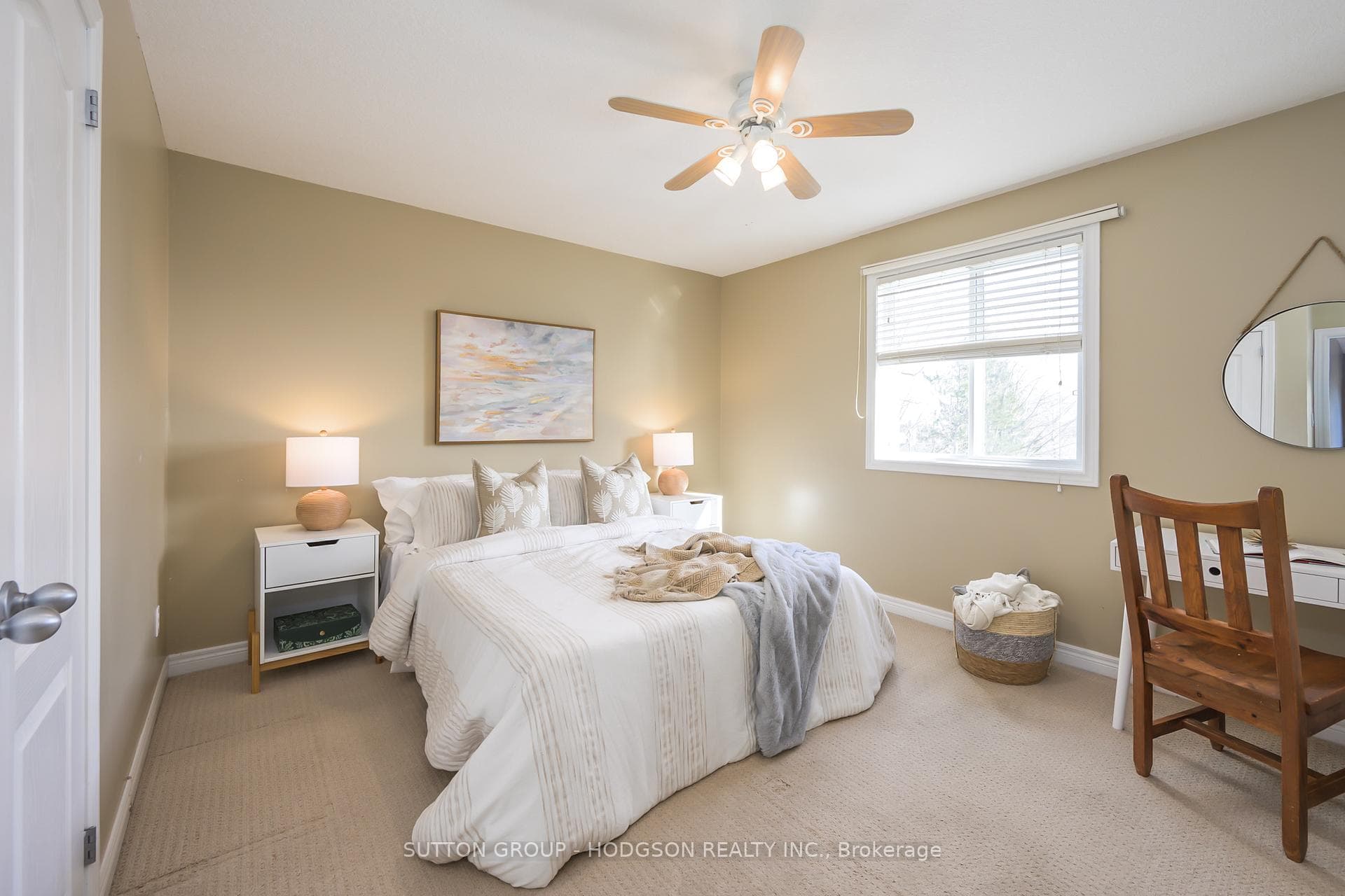 42 Oakmont Gardens photo 27