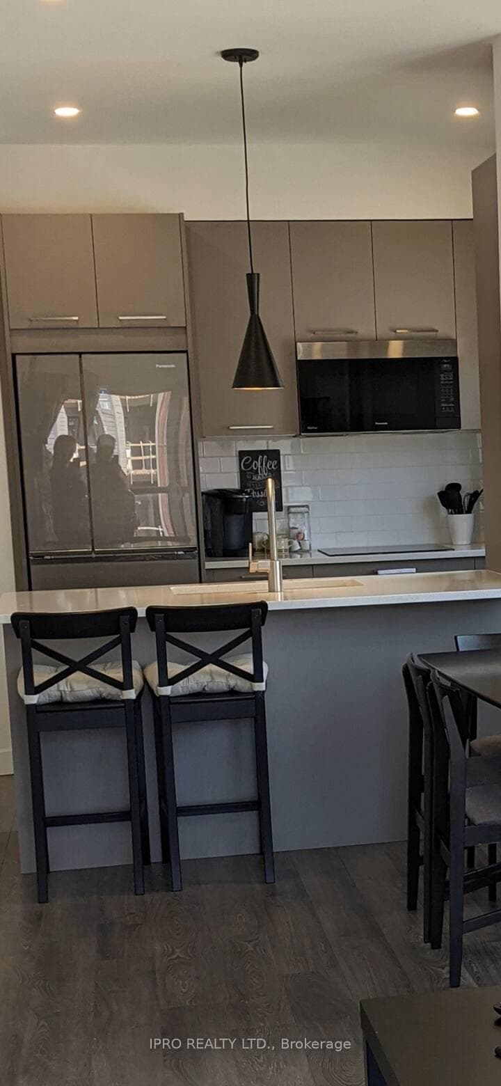 10 Beausoleil Lane Unit 302 photo 4