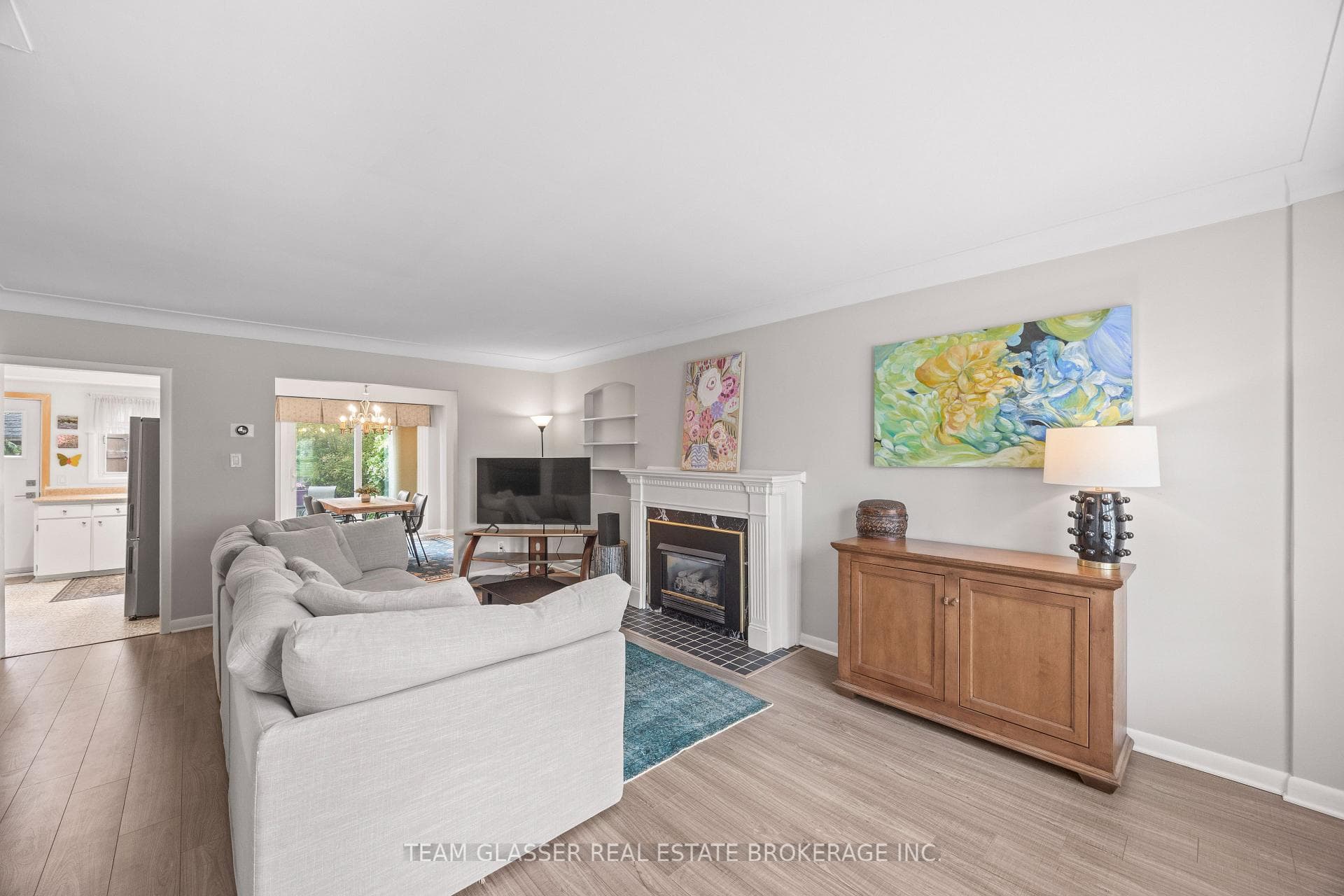 1220 ROYAL YORK Road Unit 62 photo 8