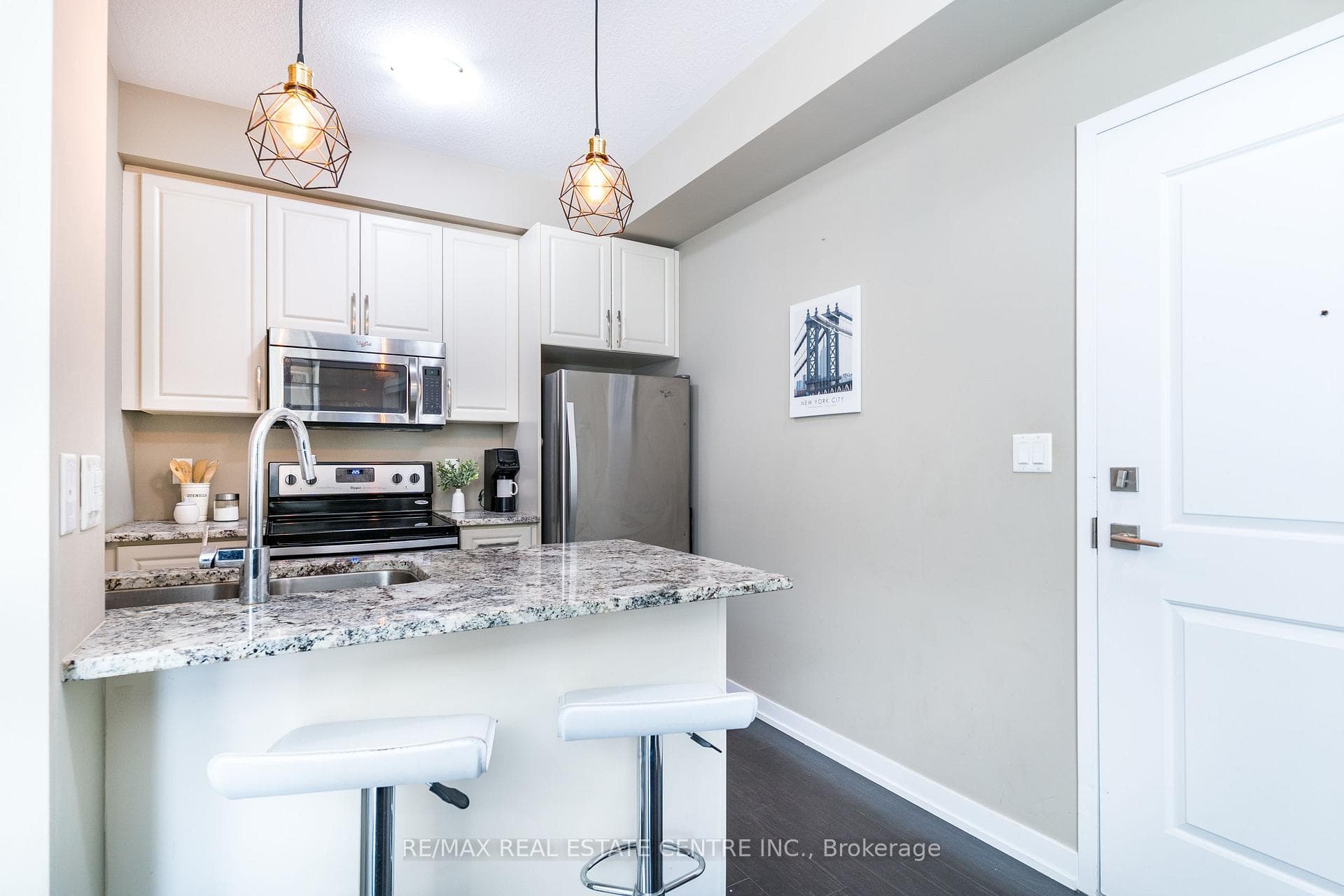 35 Southshore Crescent Unit 114 photo 9
