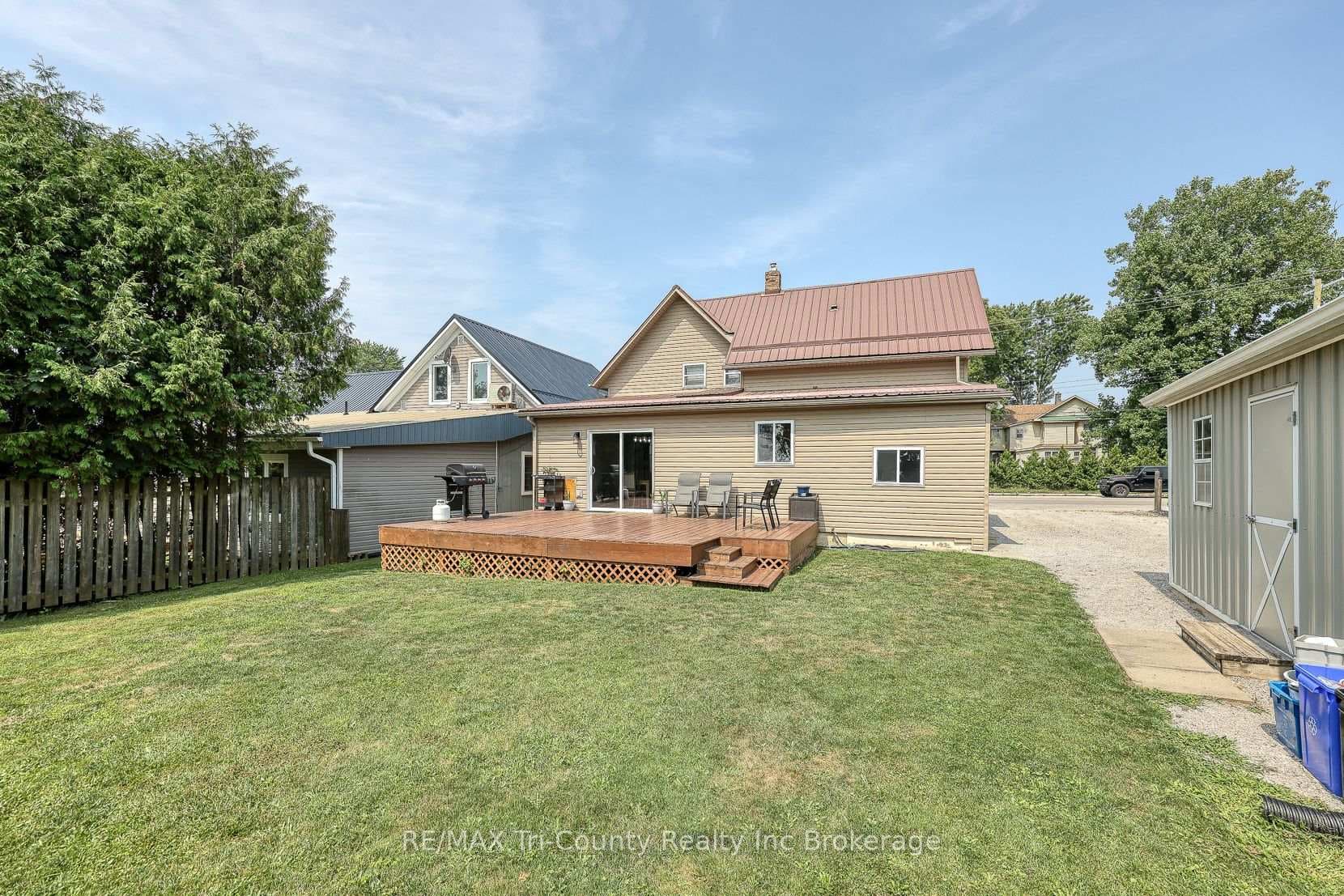 180 Talbot Street photo 10