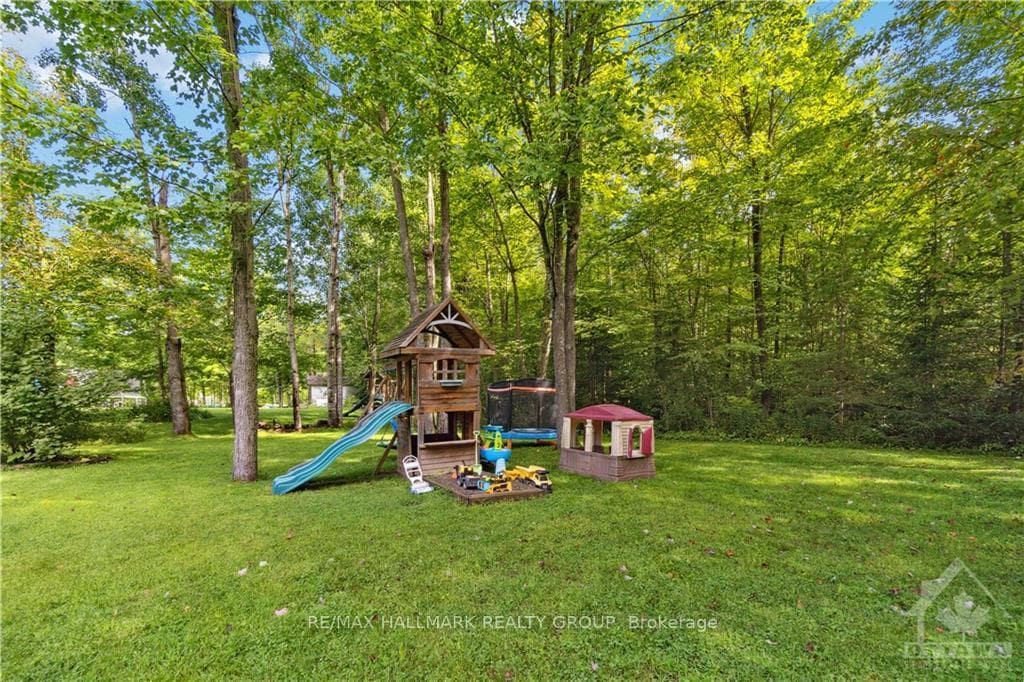 1835 BOUVIER Road photo 26