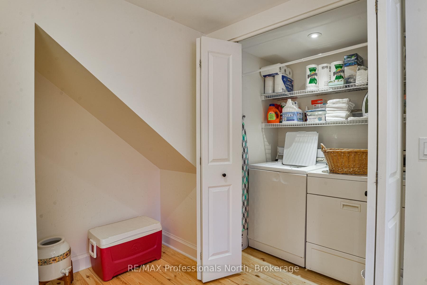 1009-2 Arts Road photo 14