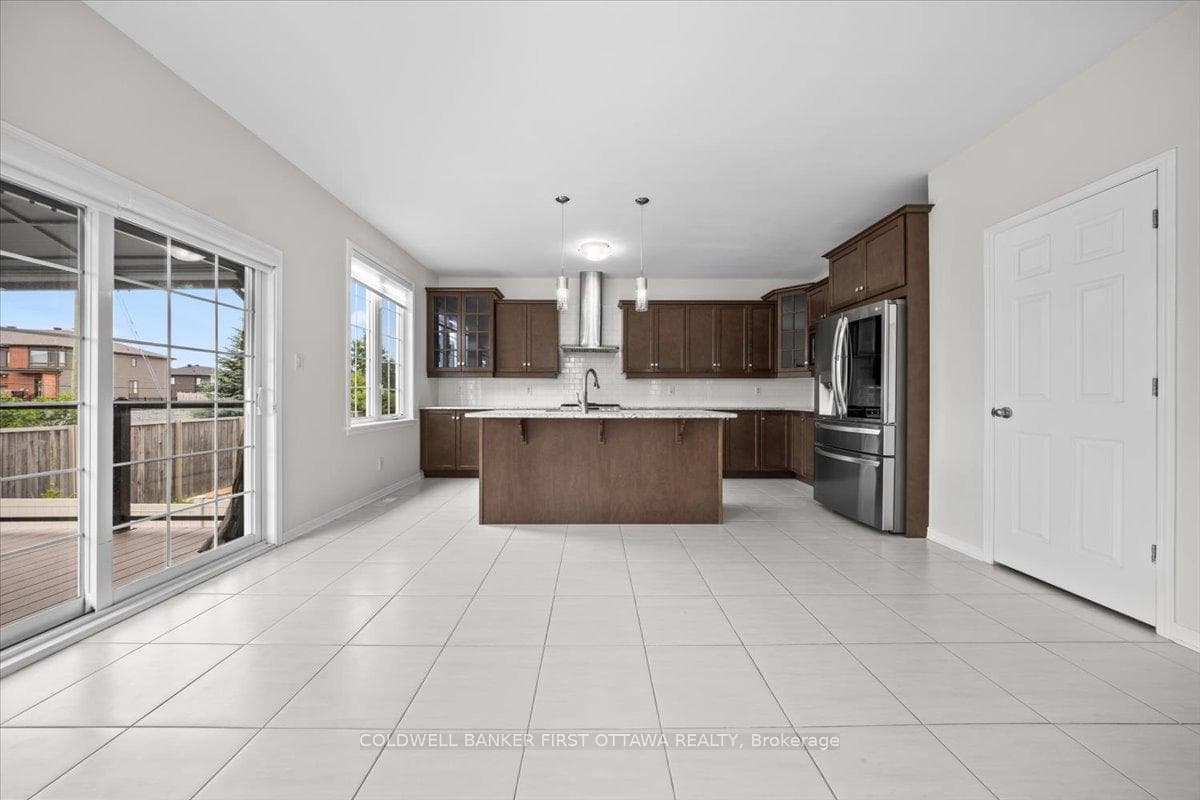 118 Culloden Crescent photo 7