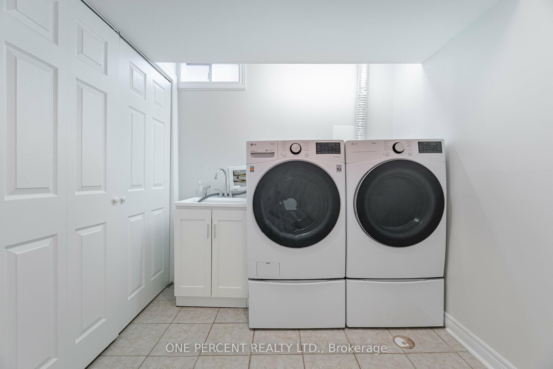 86 Atwood Avenue photo 32