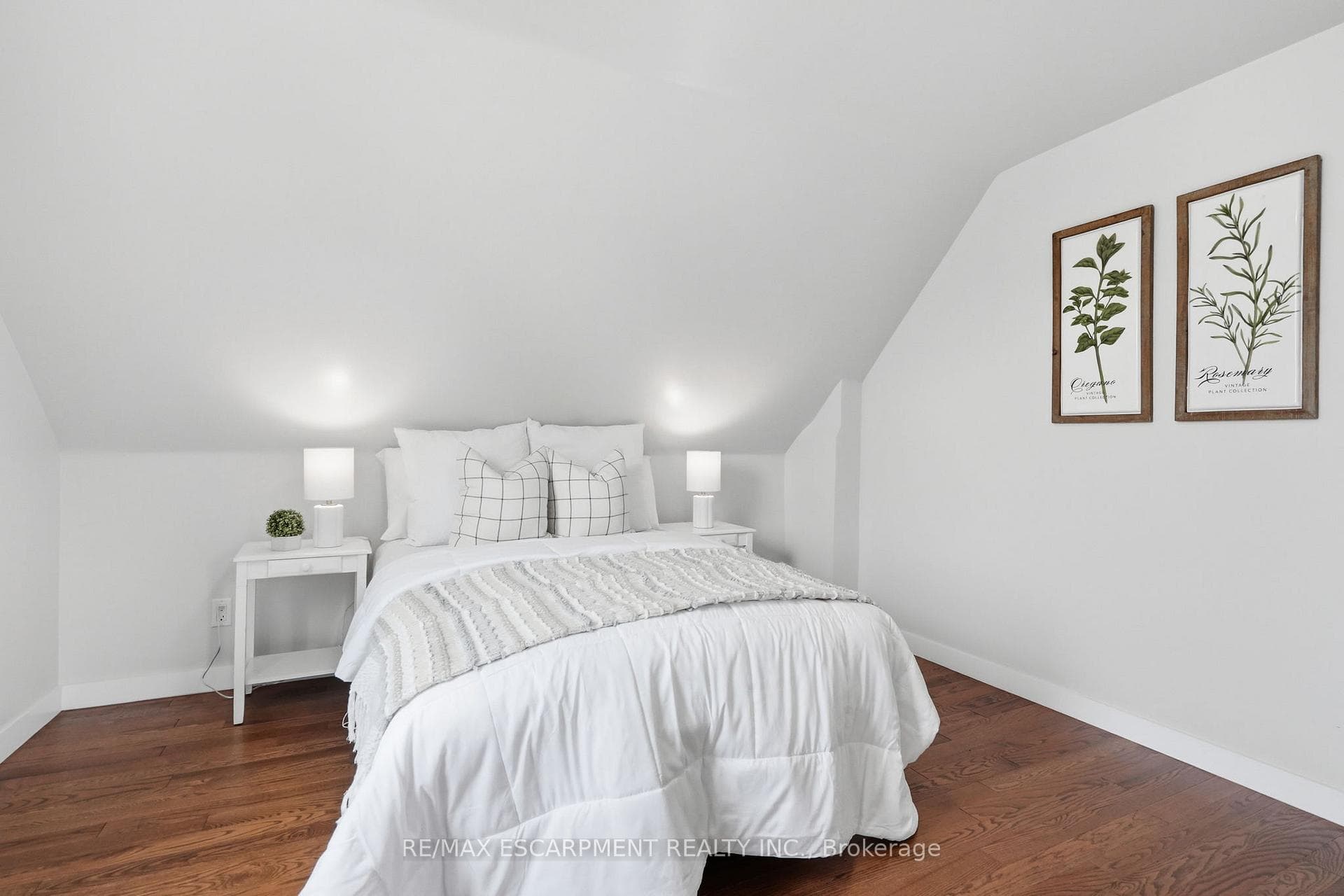 410 Beach Boulevard photo 18