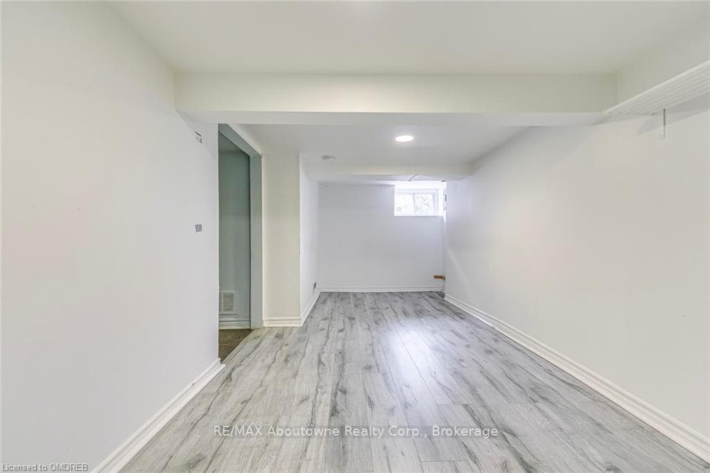 478 KING WILLIAM Street photo 45