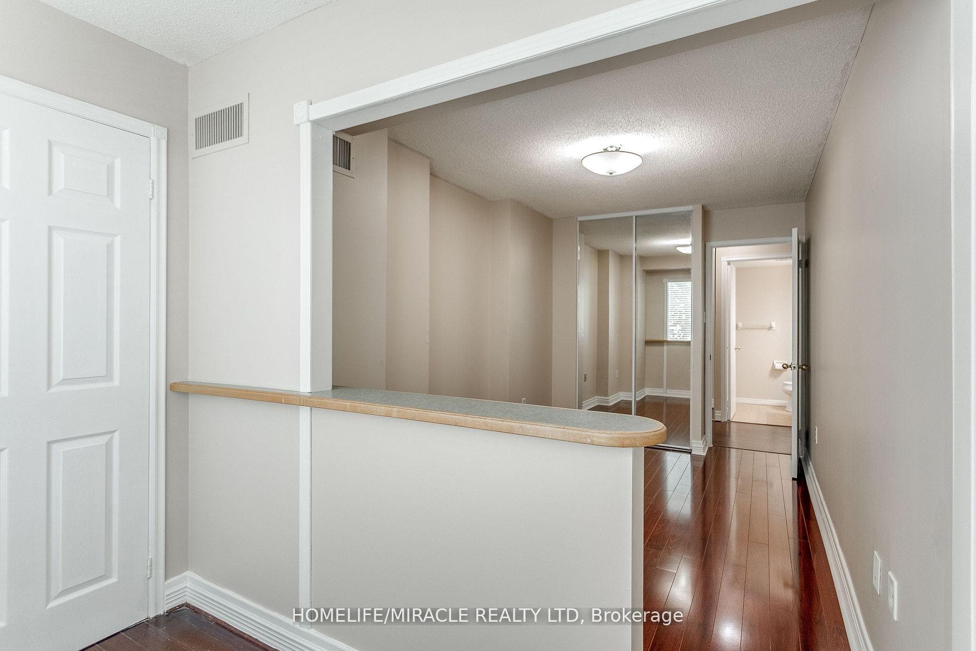 1270 Maple Crossing Boulevard Unit 304 photo 22