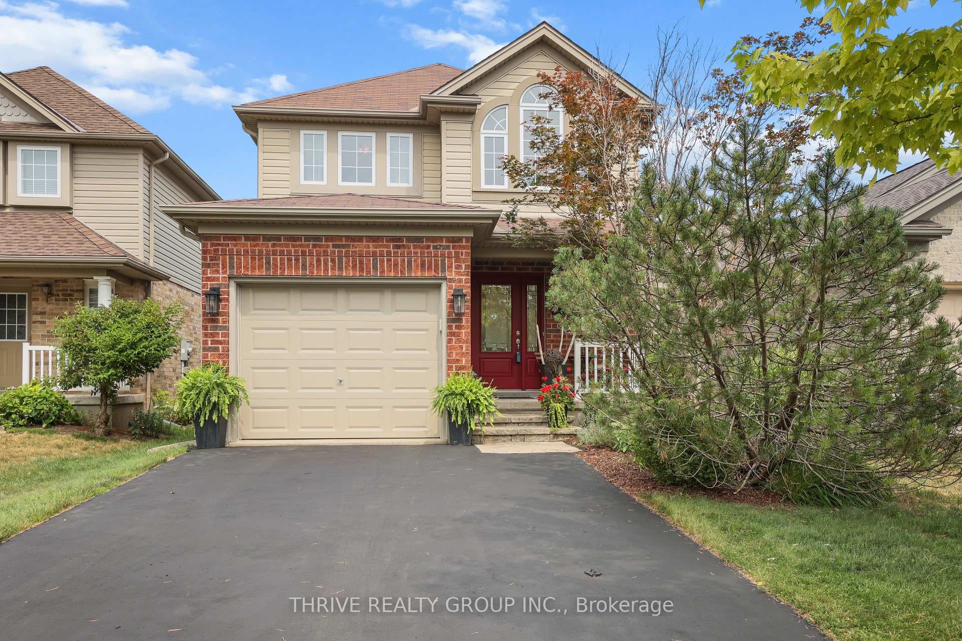 1351 Pleasantview Drive photo 1