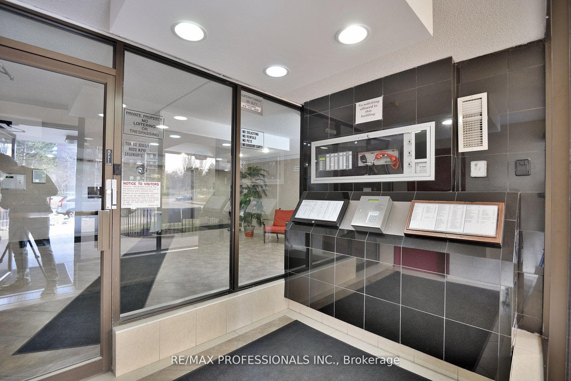 4 Kings Cross Road Unit 1109 photo 3