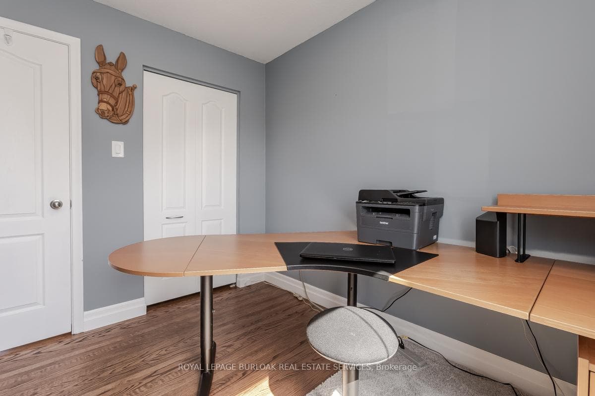 292 Cranbrook Drive photo 31