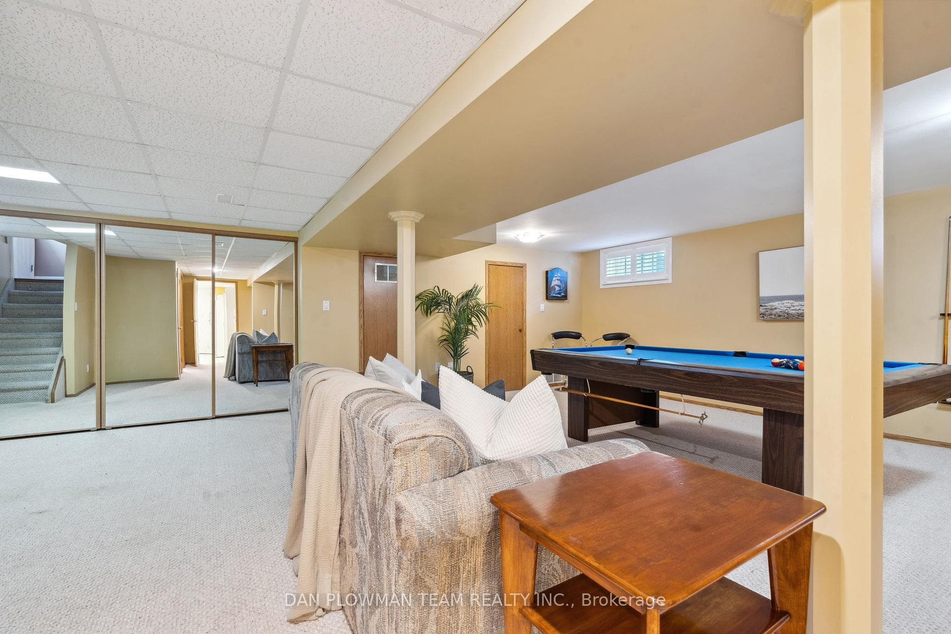 242 Chadburn Street photo 25