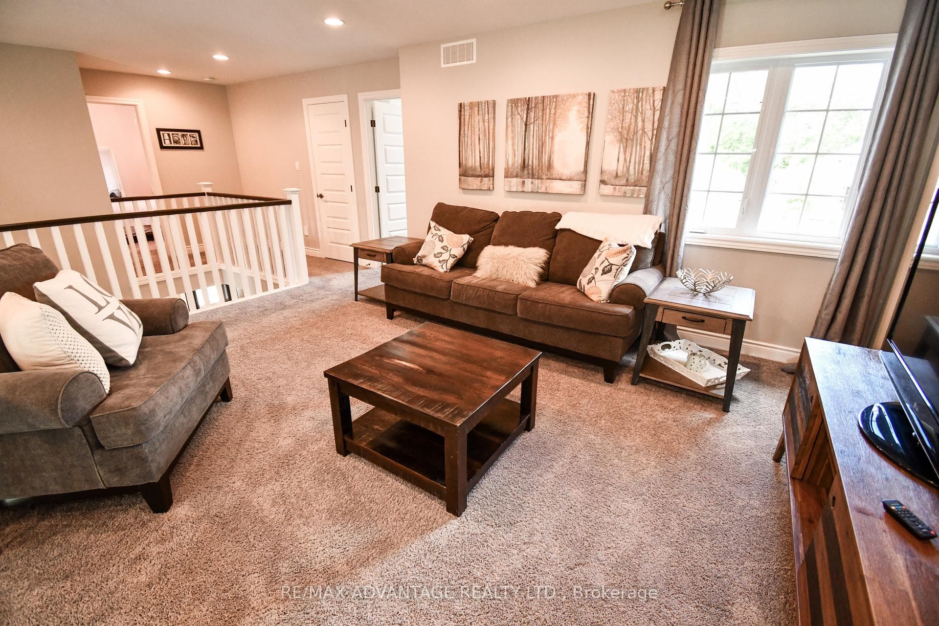 12 Pebble Beach Court photo 44