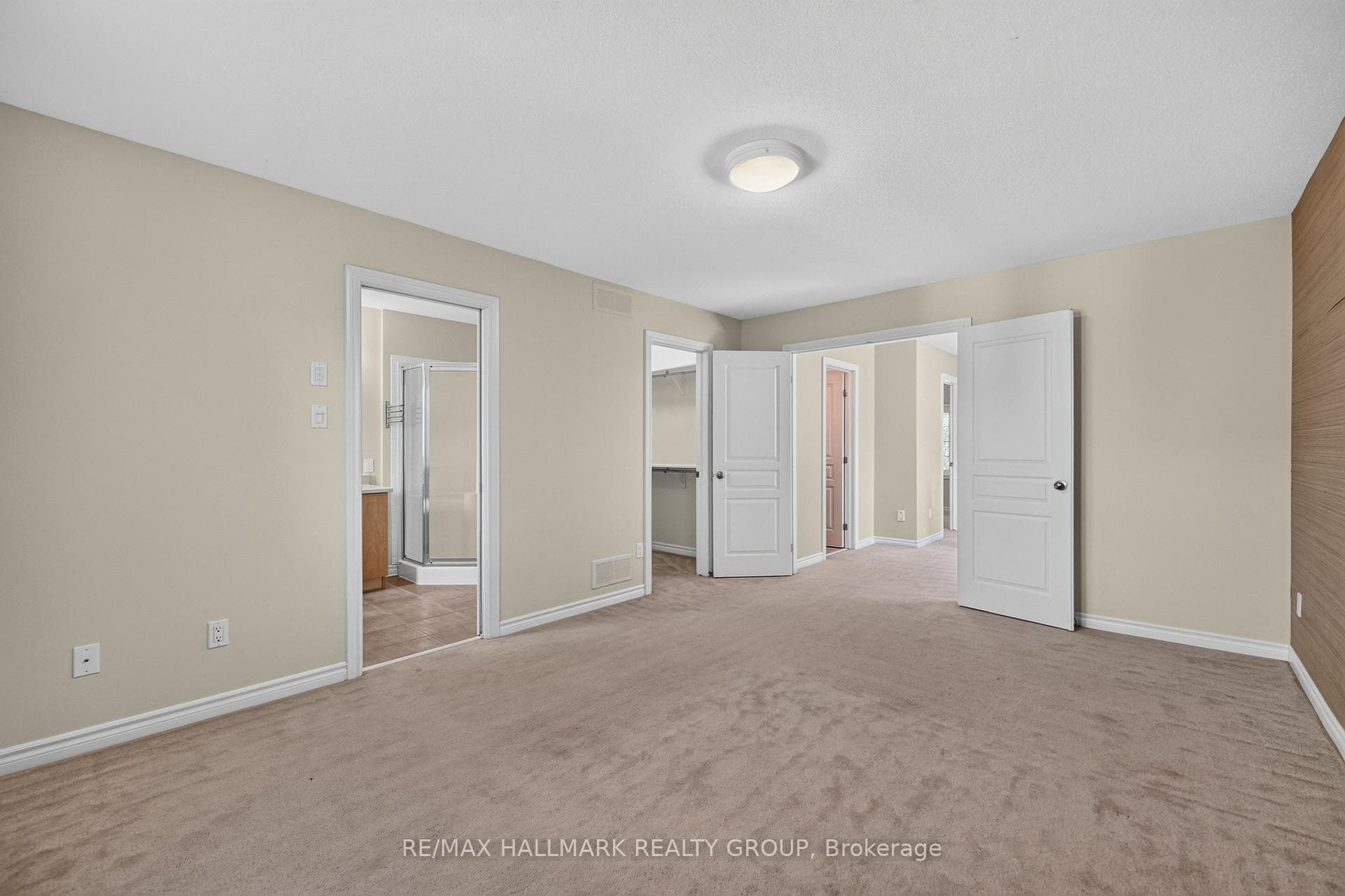 2028 MELETTE Crescent photo 18