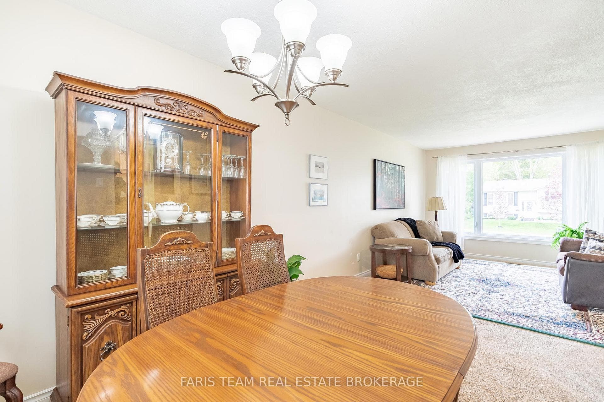 231 Chaingate Drive photo 12