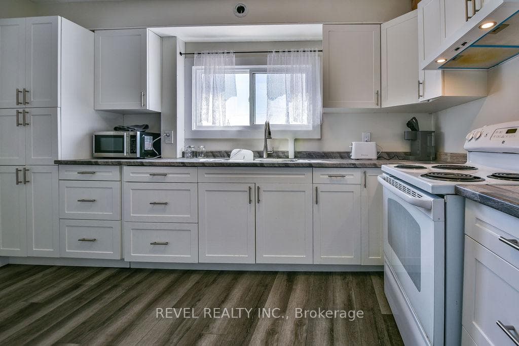 223 Cedar Street photo 7