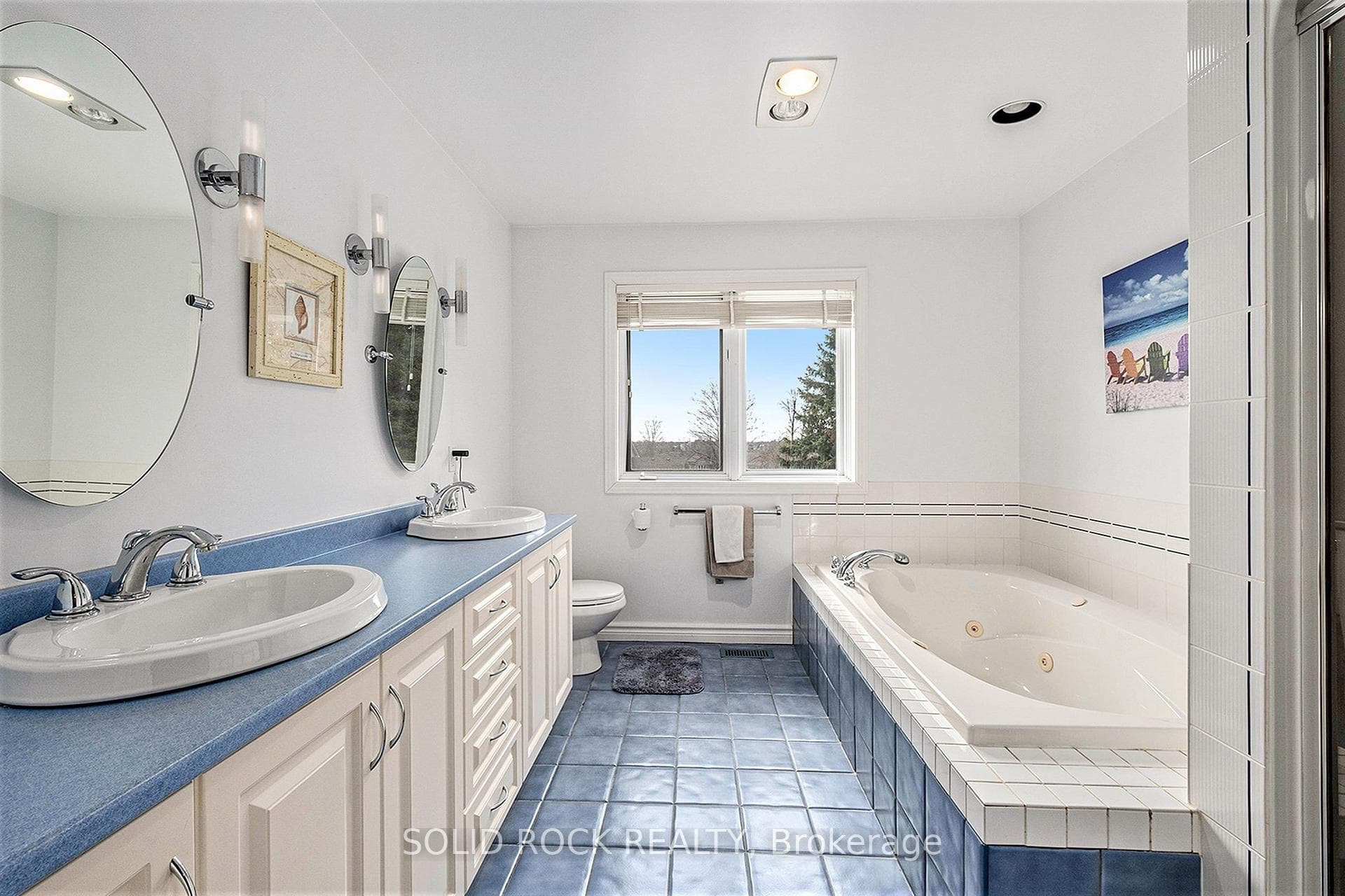 5 Piece Bathroom (separate shower)