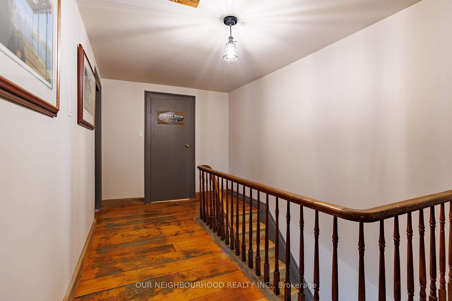 591 Thomson Road photo 16