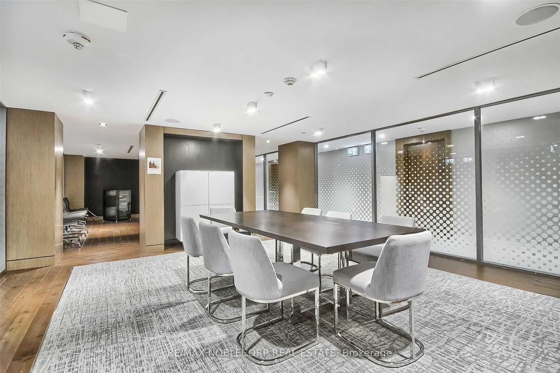 15 Queens Quay Unit 3405 photo 36
