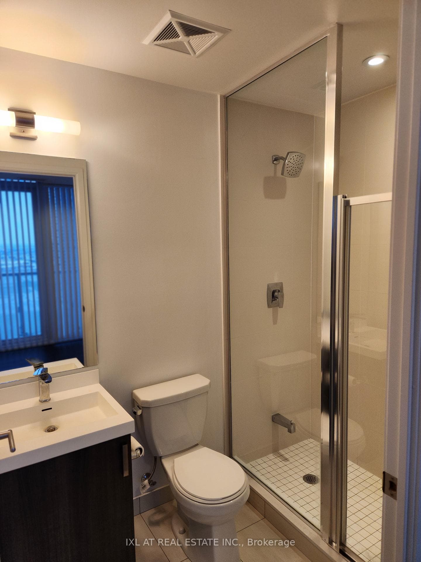 7895 JANE Street Unit 2813 photo 4
