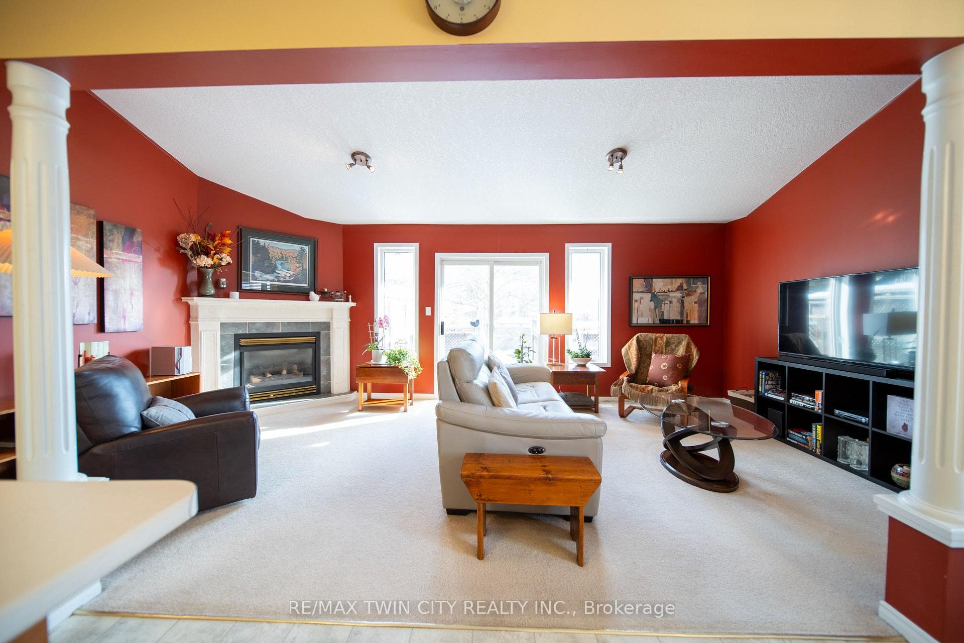 615 Inglis Falls Place photo 9