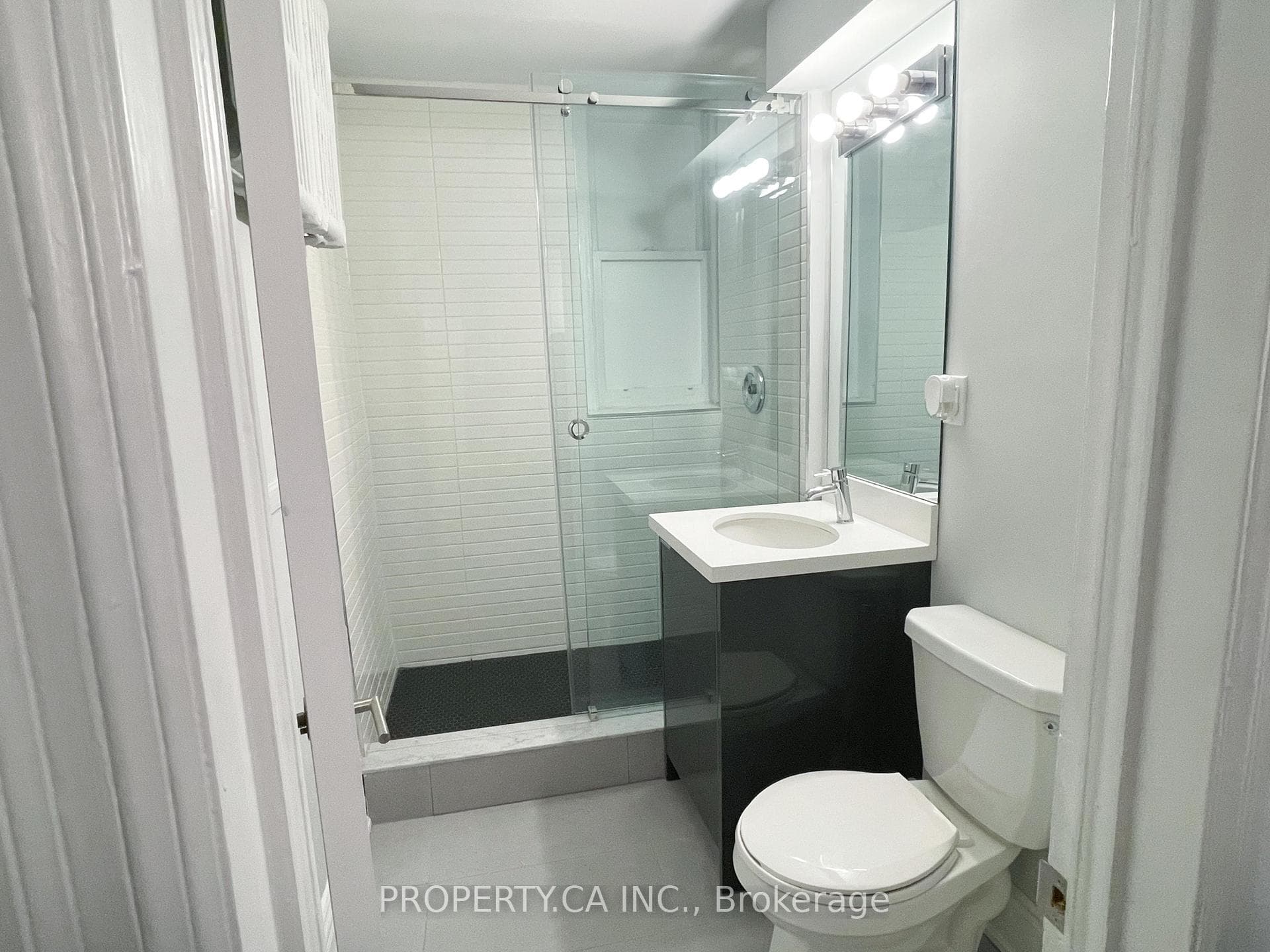 345 Gladstone Avenue Unit Unit 1 photo 10