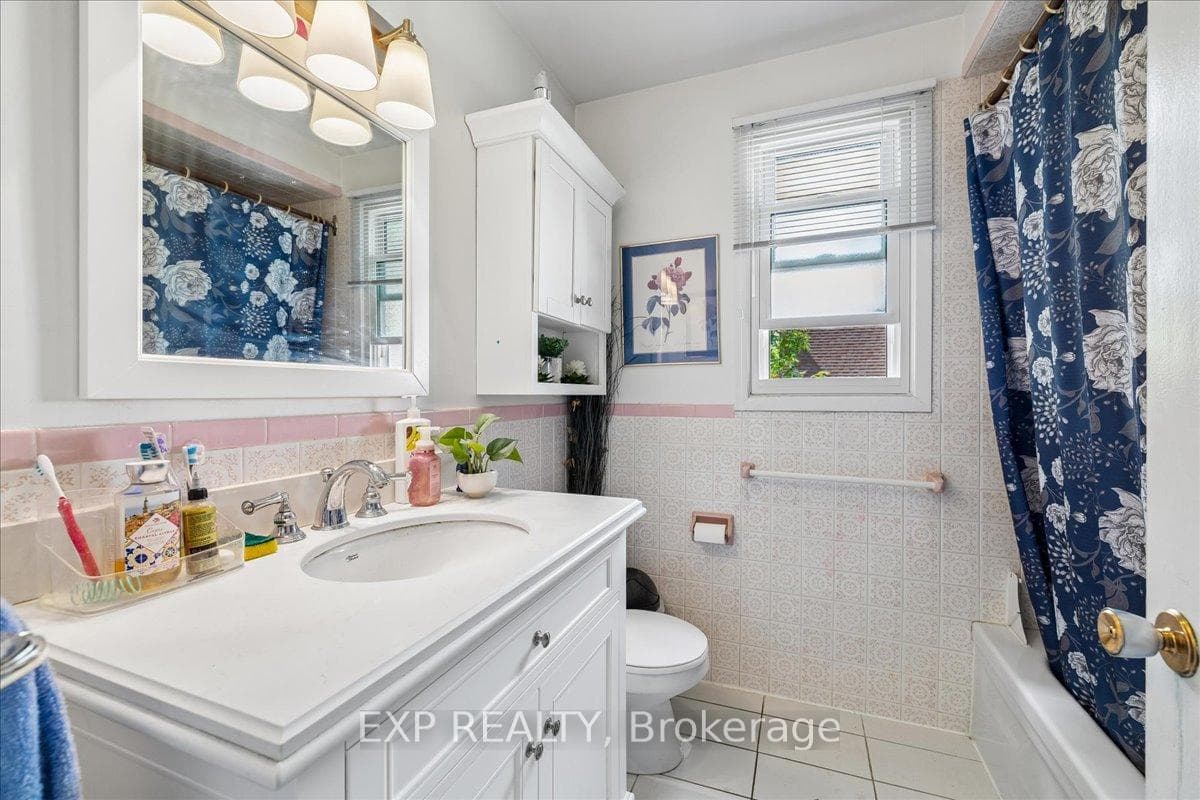 80 Maclennan Avenue photo 39