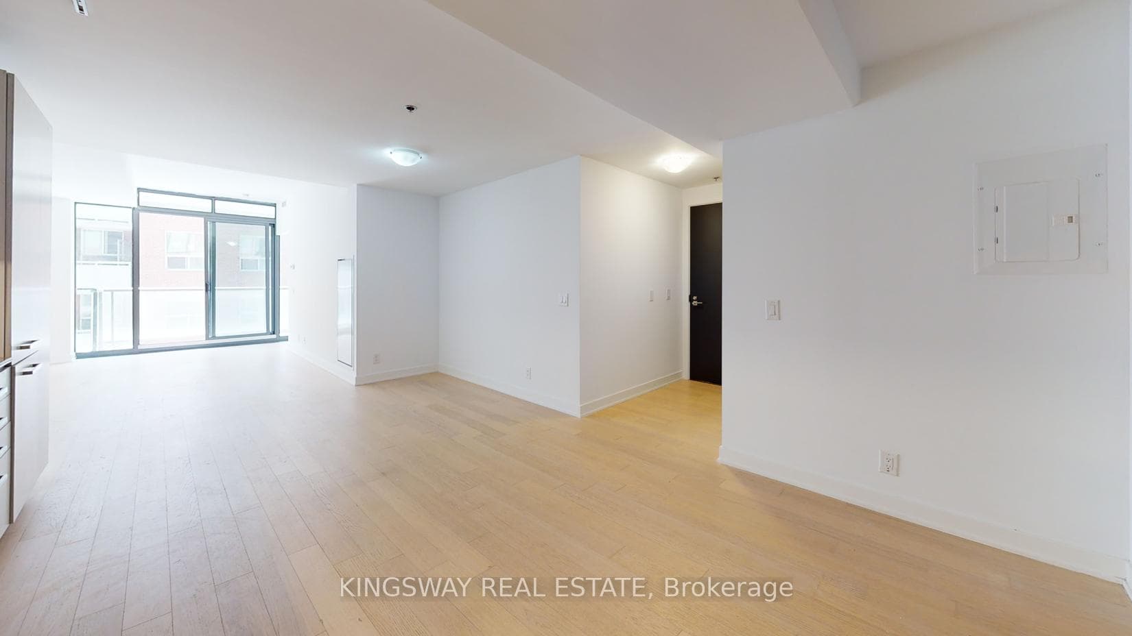 15 Beverley Street Unit 307 photo 5