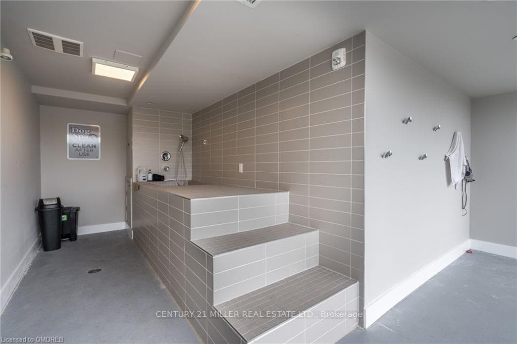 3028 Creekshore Common N/A Unit 305 photo 13