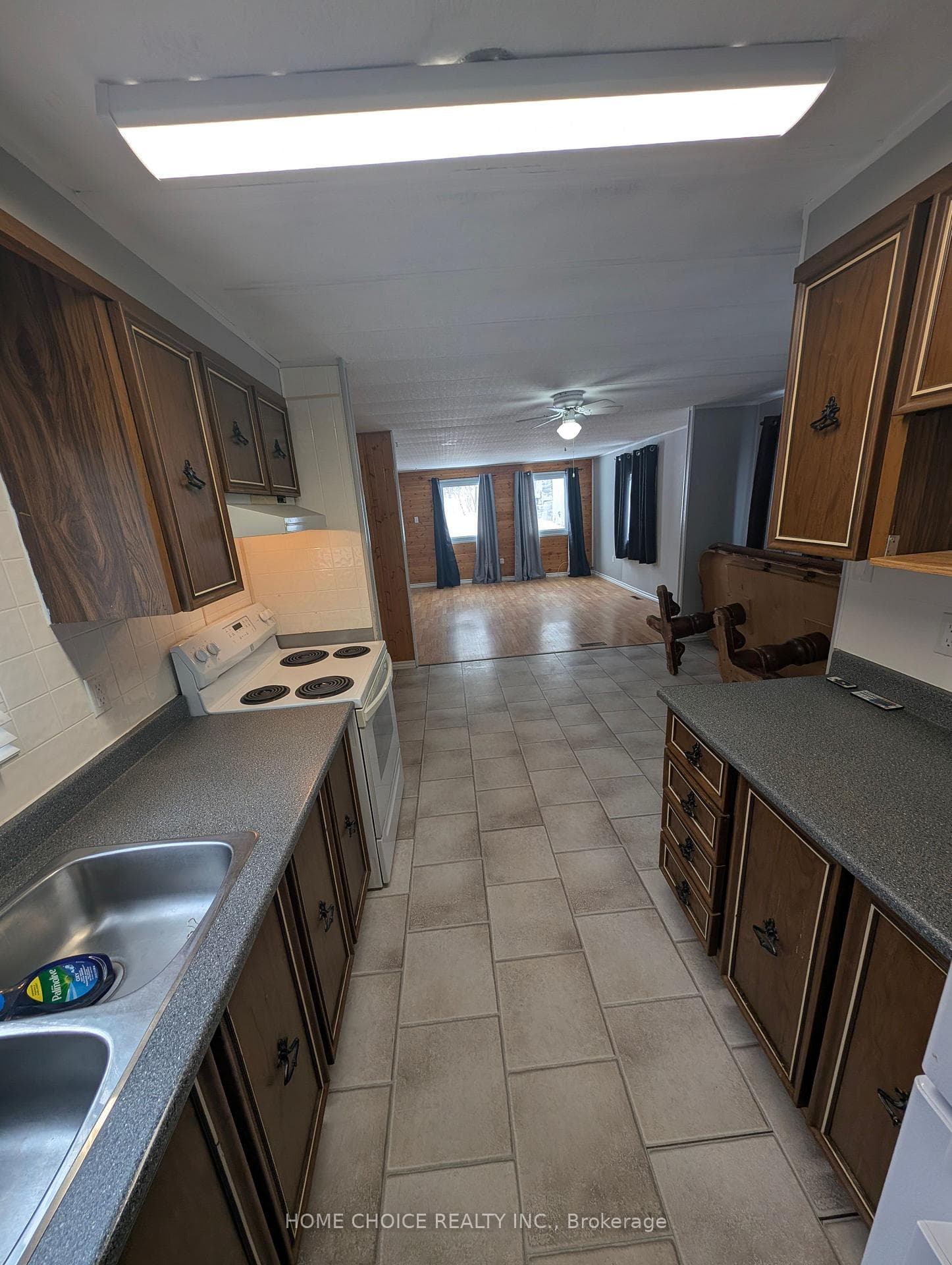 150 Burnside Drive Unit 19 photo 10