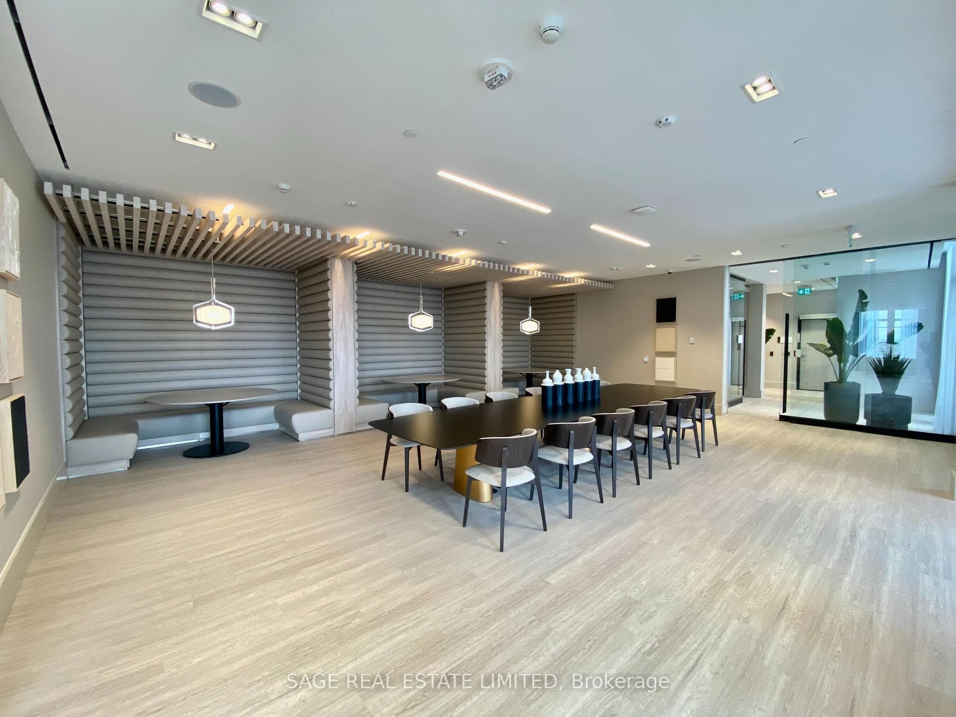 2020 Bathurst Street Unit 602 photo 17